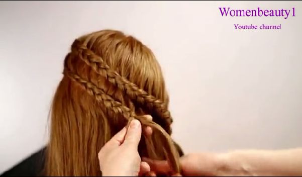 Видео: Прическа с плетением на длинные волосы